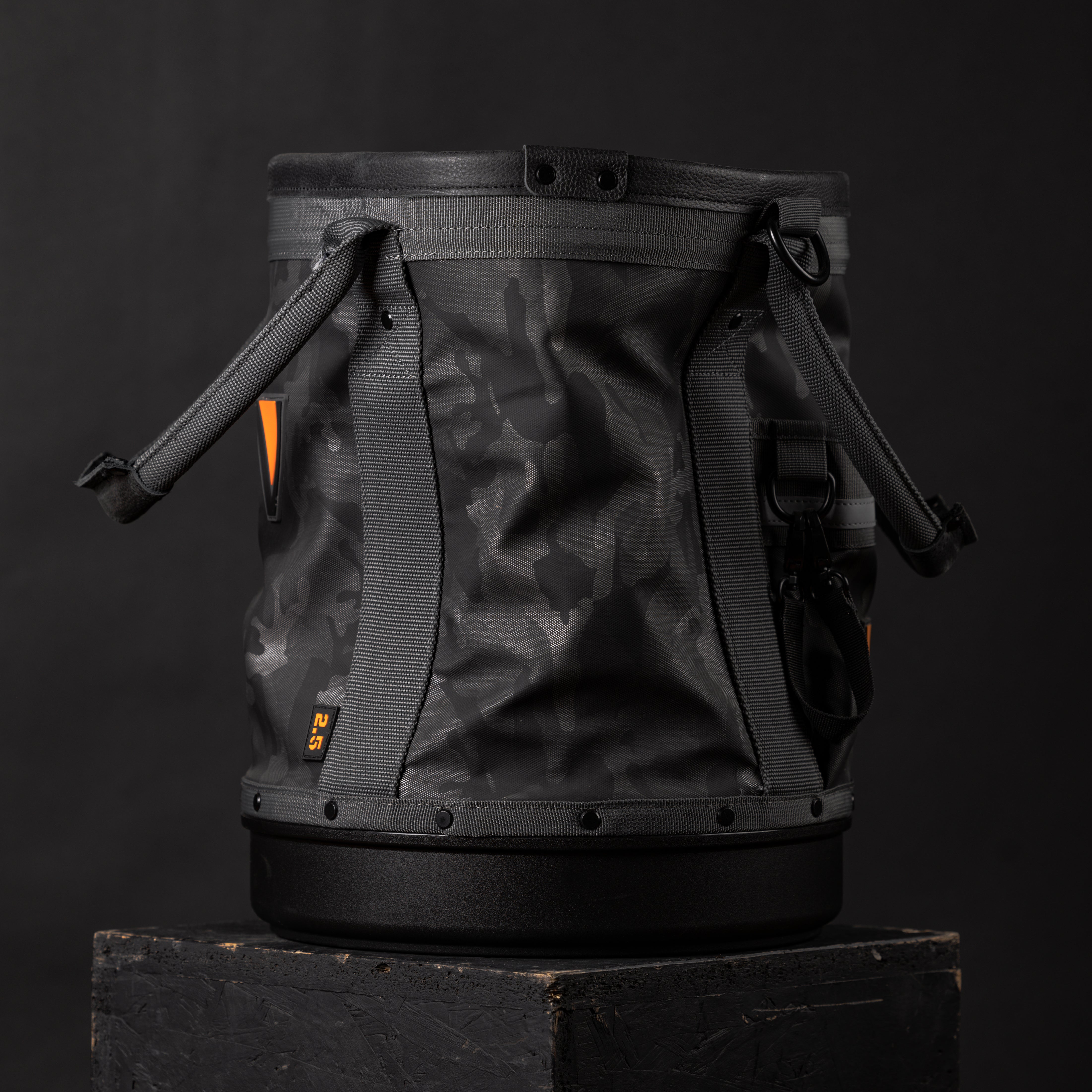 Rogue 2.5 Bucket Bag