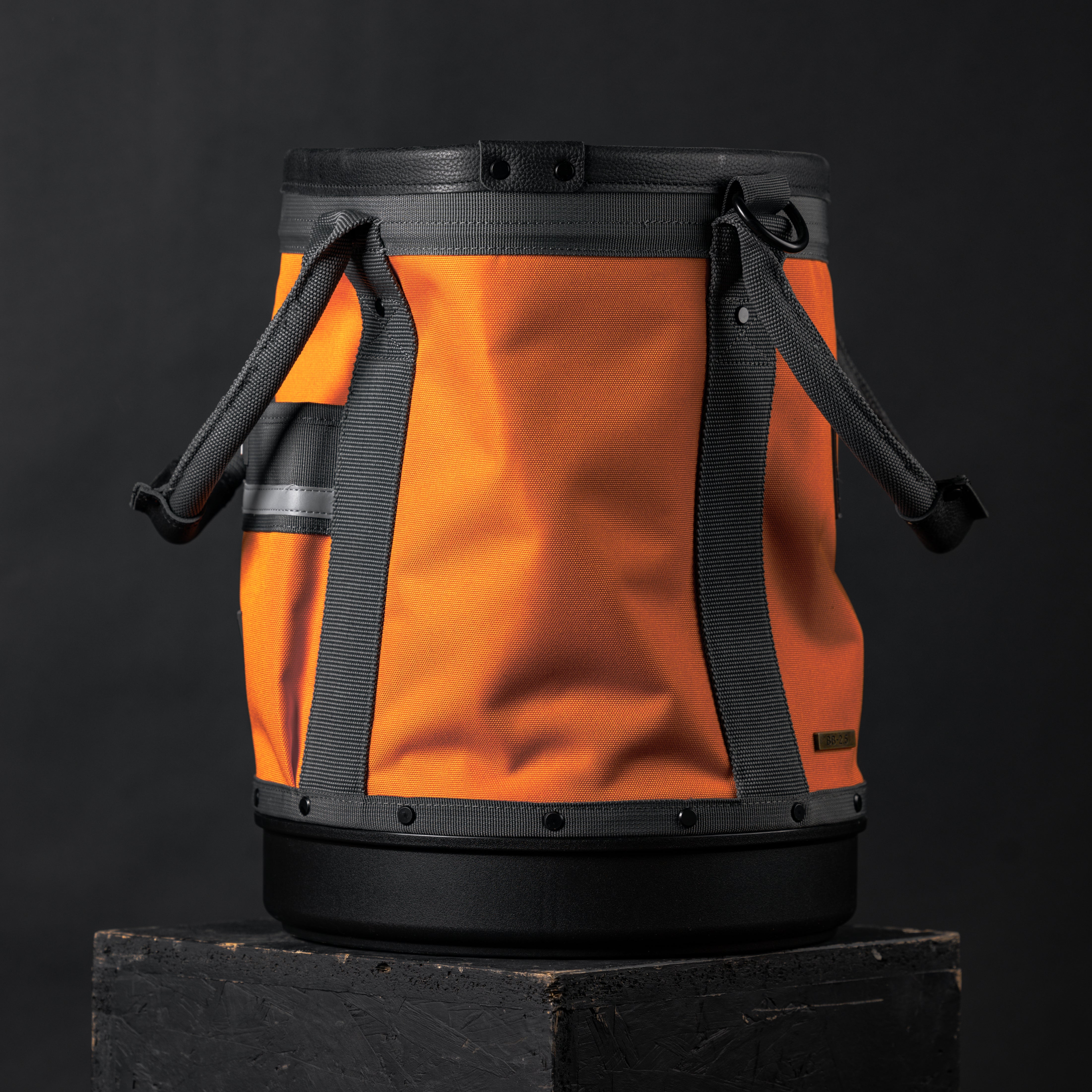 Rogue 2.5 Bucket Bag